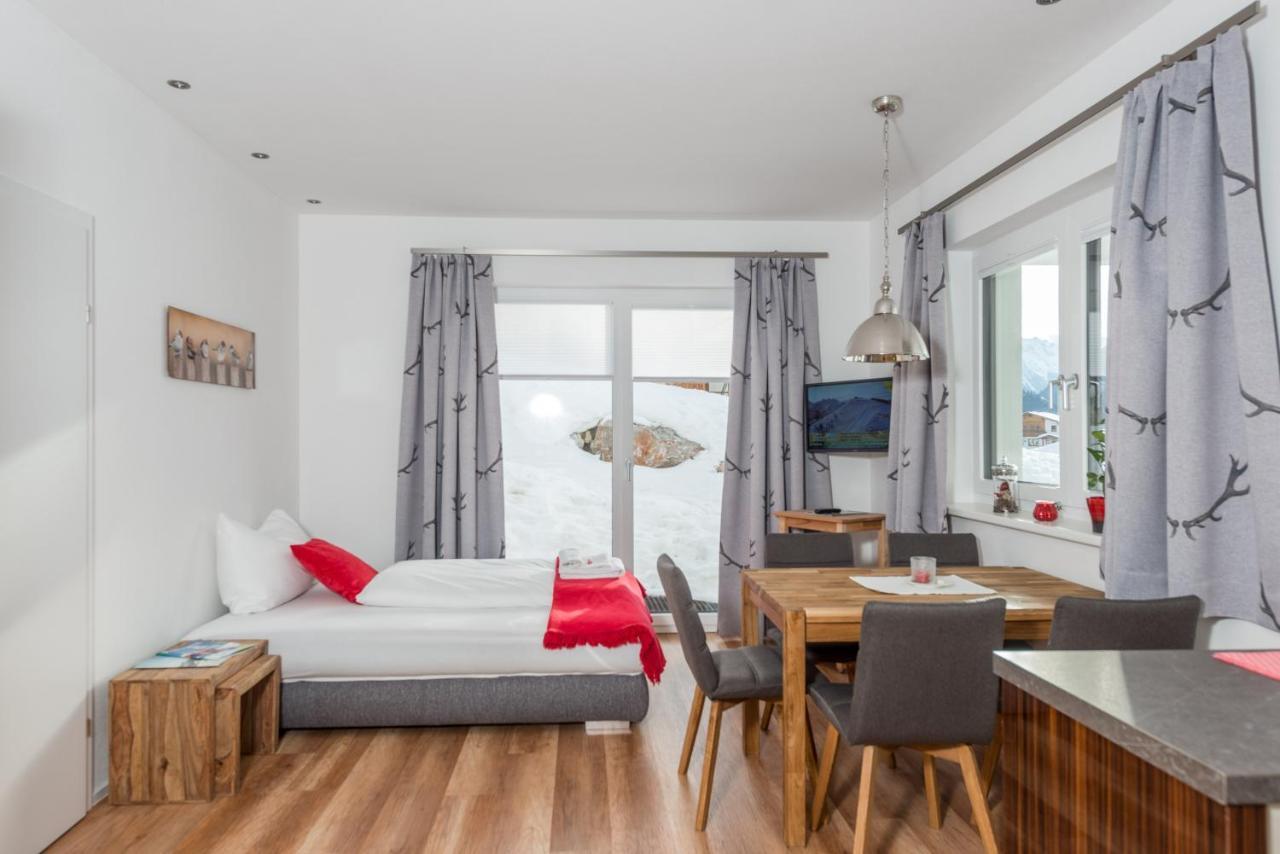 Appartement - Das Kleine Bleiberger By Schladmingurlaub Luaran gambar